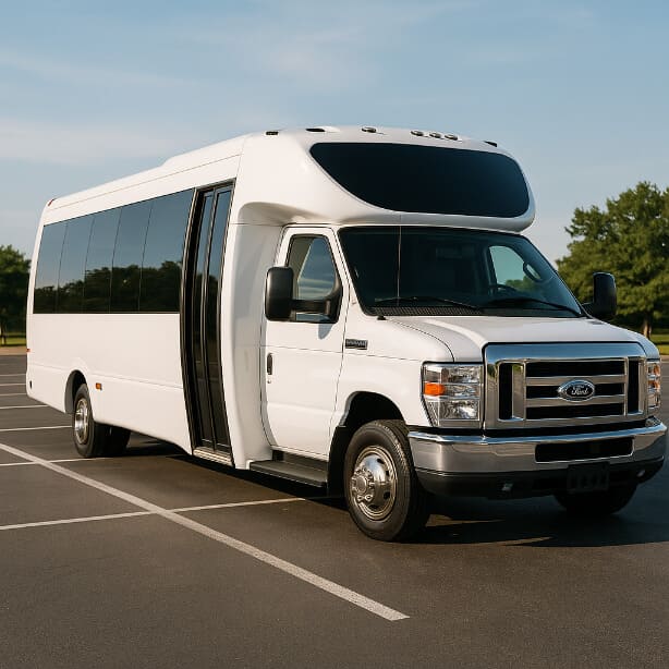 Quincy Coach Bus Service 20 Passenger Minibus