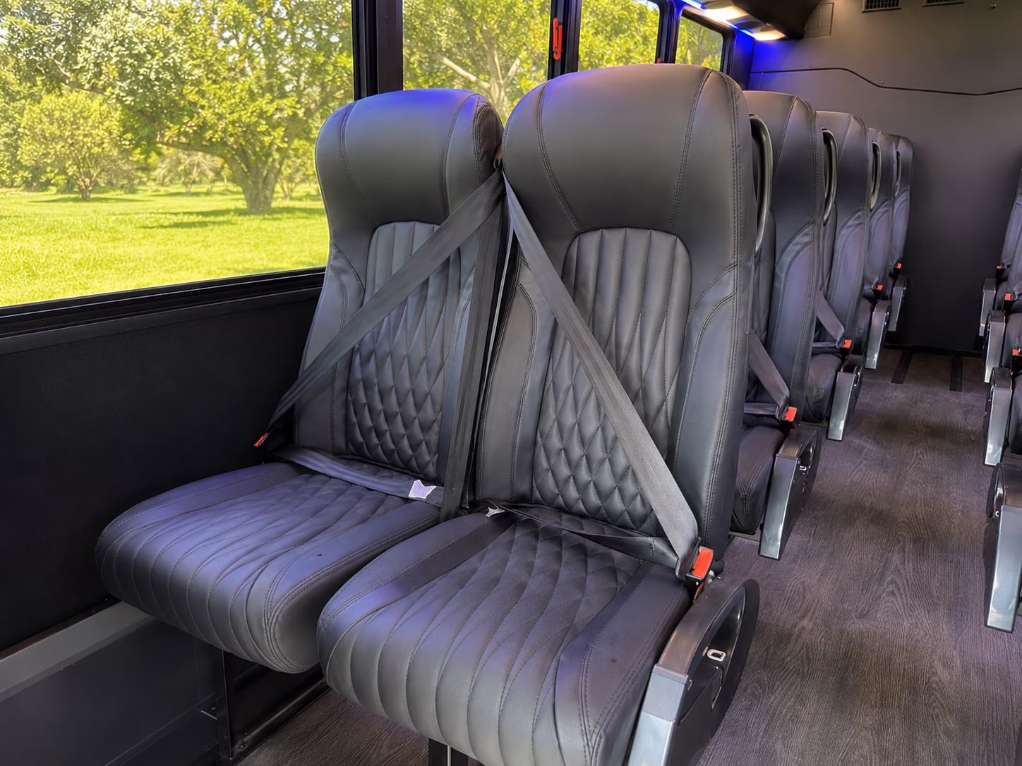 charter bus rentals to nashoba valley and central massachusetts wineries
