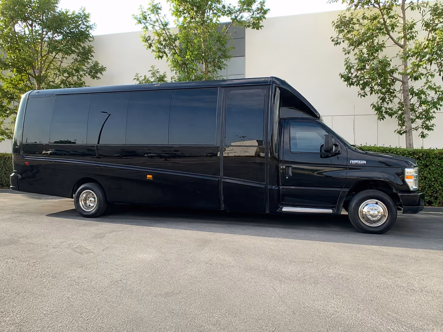 charter buses for corporate events and conferences near quincy