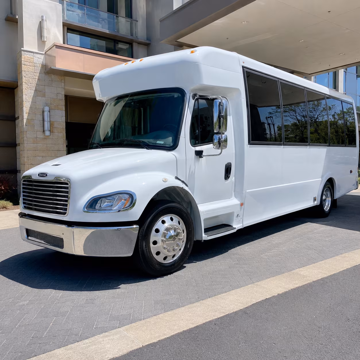 field trip buses for plymouth cape cod and south shore destination trips