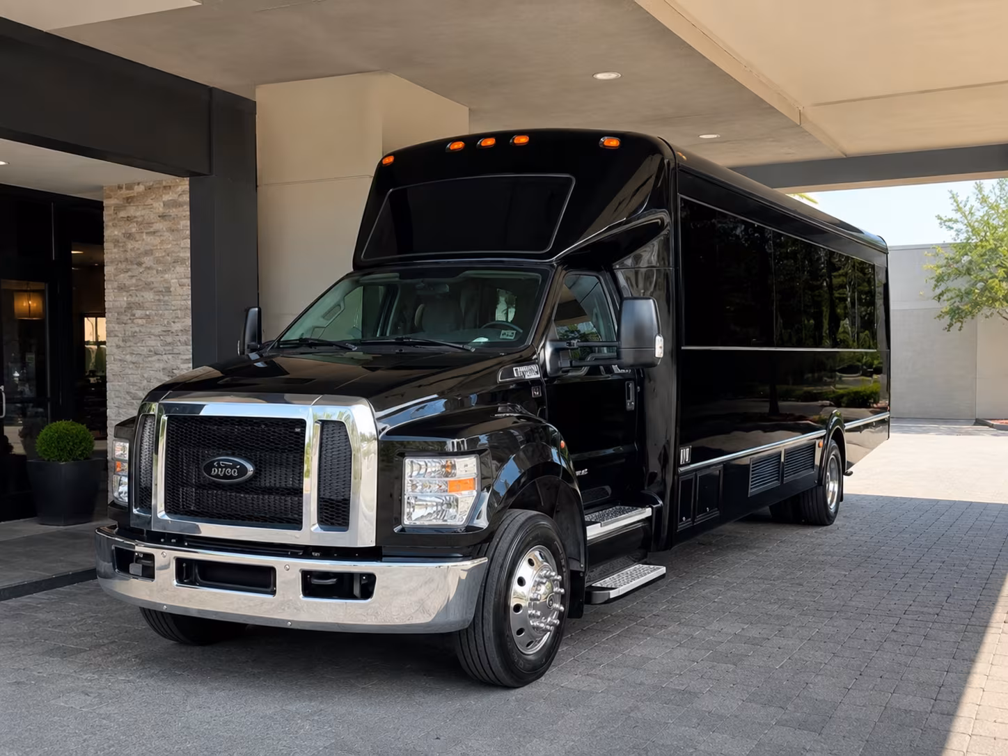 party buses and charter buses to red sox games at fenway park