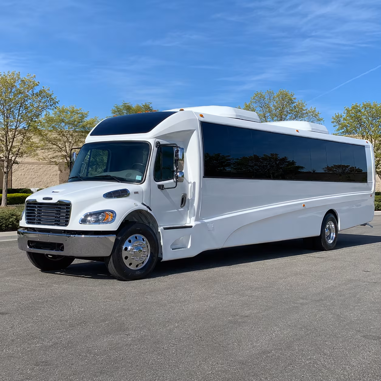 quincy 15 passenger minibus