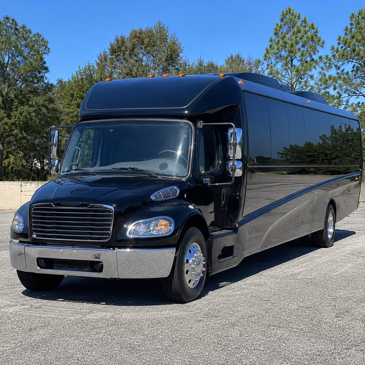 quincy 25 passenger minibus