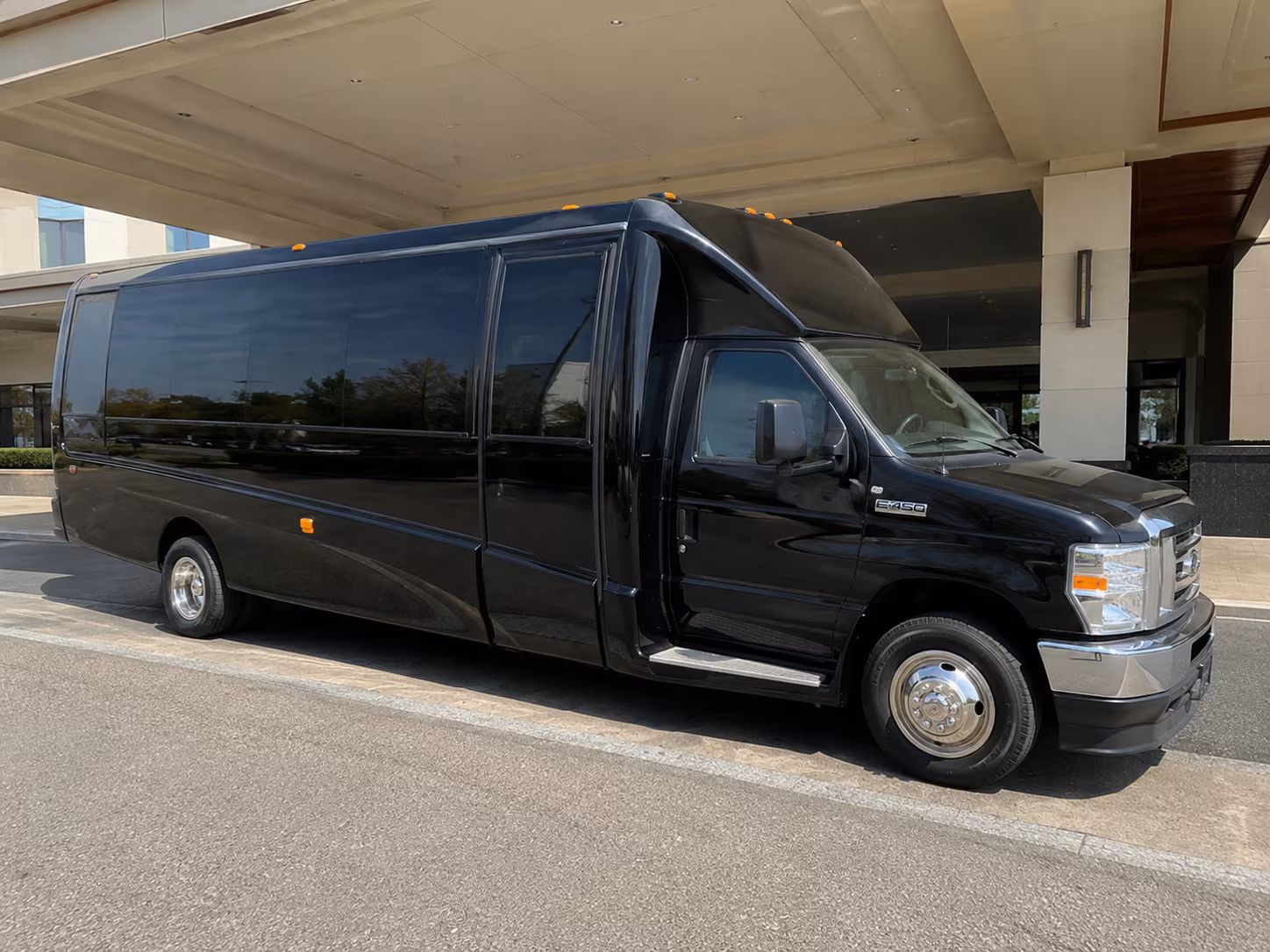 quincy south shore prom party bus rental