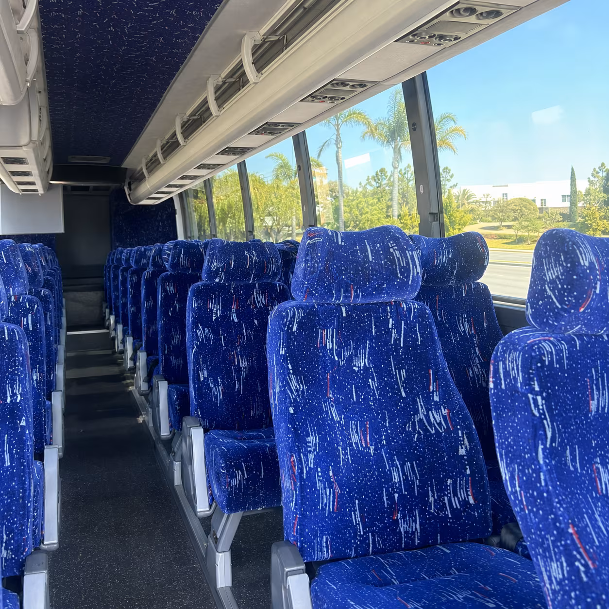 weekly worship shuttle buses for quincy congregations
